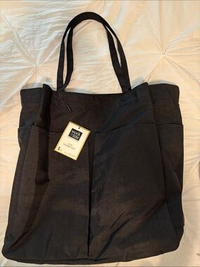 Black Large Tote Bag with Tag